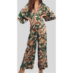 Lulus Women’s Small Emerald Green Floral Jumpsuit